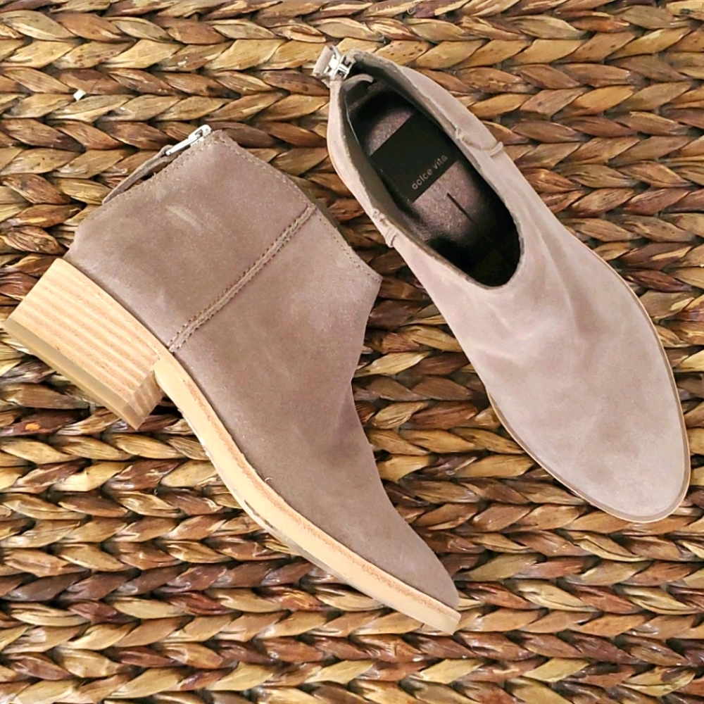 Dolce Vite - Lite Brown Suade Booties - 7